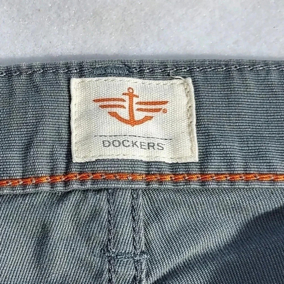 NWT Dockers Pacific 5 Pocket Straight Fit Grey Pants Men W38 L34 - Picture 7 of 10